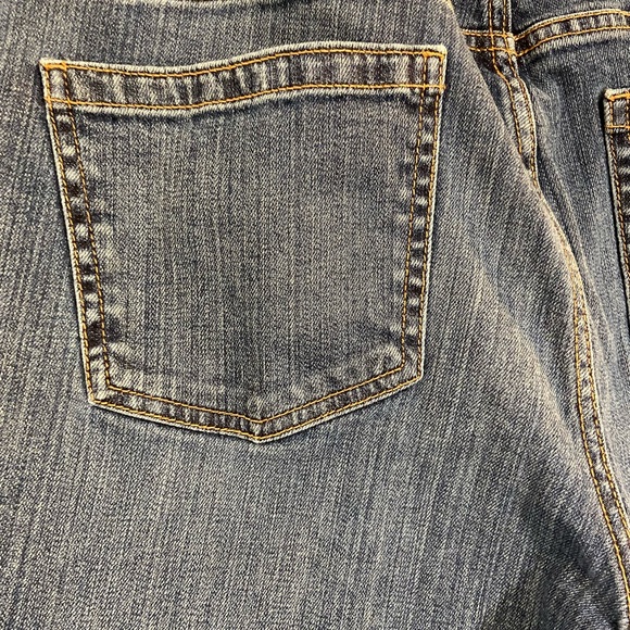 TALBOTS WOMENS JEANS. Bootcut. Size 12P. EUC. - Picture 4 of 6